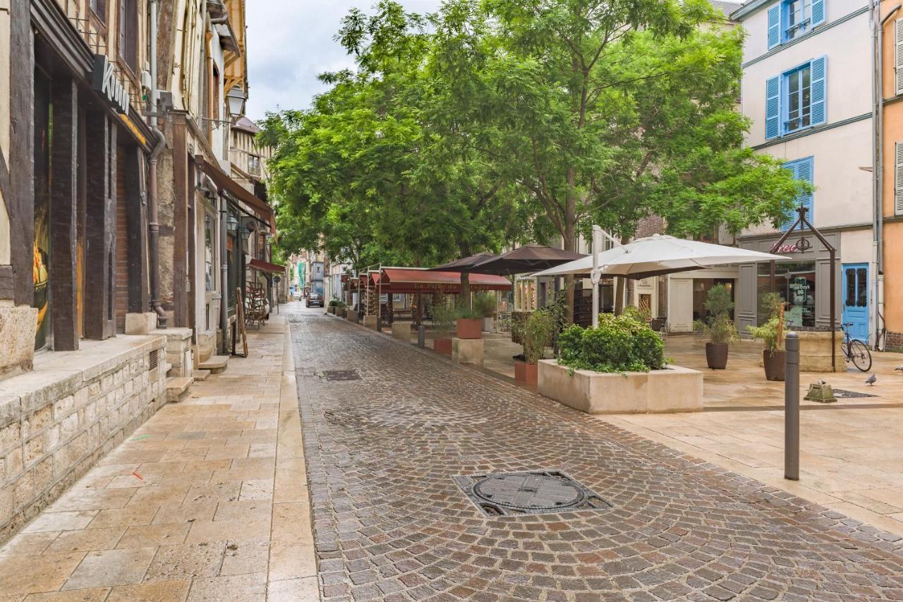 Colibri Studio Coeur De Ville Mon Groom Troyes Exterior foto